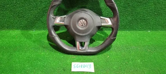 Volkswagen Scirocco Steering wheel