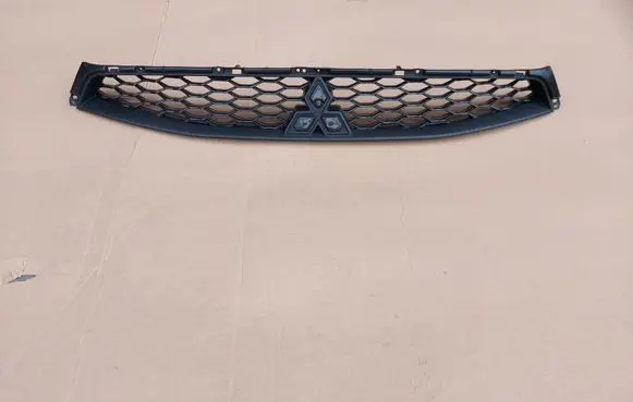 Mitsubishi Lancer X Front bumper lower grill 7450B021