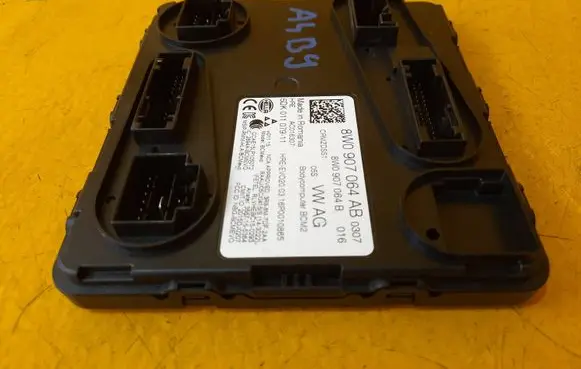 Audi A4 S4 B9 Comfort/convenience module 8W0907064AB
