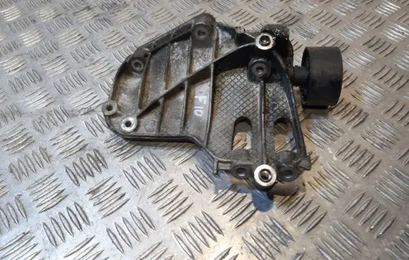 BMW 5 F10 F11 A/C compressor mount bracket 7585167