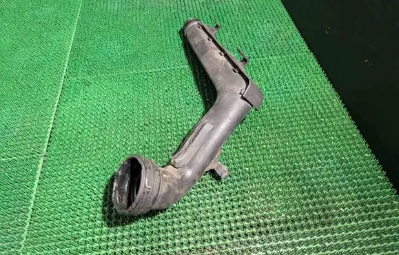 Volkswagen Golf IV Intercooler hose/pipe 1J0145762AT 1J0145770Q