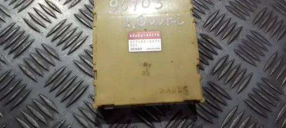 Toyota Avensis Verso Other control units/modules 8865044170 88650-44170