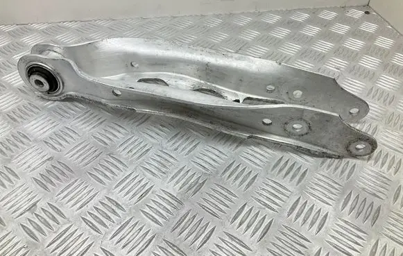 Rear upper control arm/wishbone