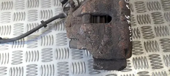 Front brake caliper