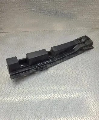 Sill/side skirt trim
