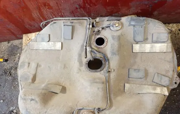 Mazda 626 Fuel tank 
