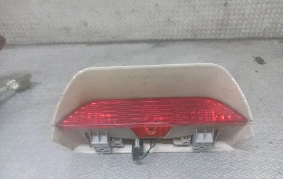 Hyundai Getz Third/center stoplight 927501C0