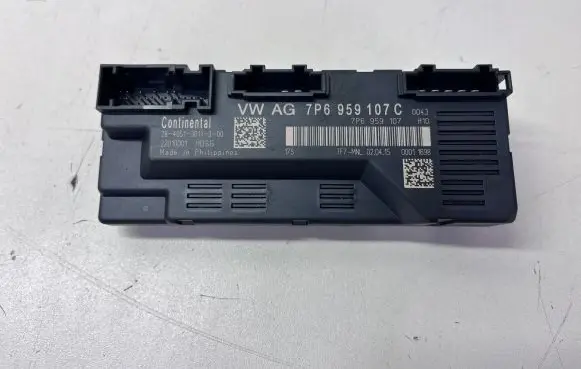 Volkswagen Touareg II Tailgate/trunk control unit/module 7P6959107C