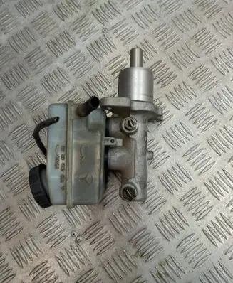 Mercedes-Benz B W245 Master brake cylinder A1694300202