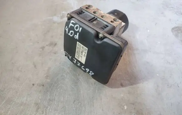 BMW 7 F01 F02 F03 F04 ABS Pump 6795073 6795075