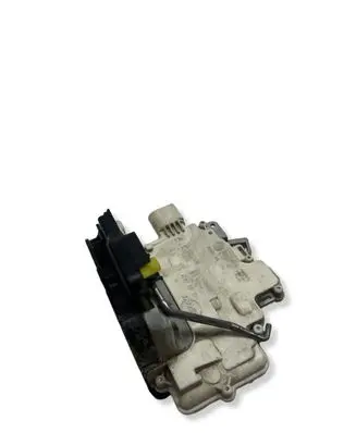 Audi A4 S4 B7 8E 8H Rear door lock 8E0839015