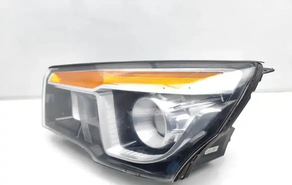 SsangYong Rodius Headlight/headlamp 83101-21600 83101-21610 83101-21630