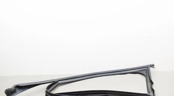 Audi A8 S8 D4 4H Rubber seal front coupe door 4H0837439