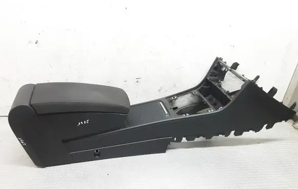 Volkswagen PASSAT B6 Center console 3C0863319S