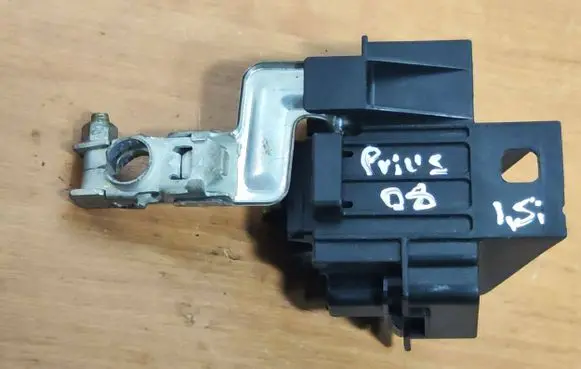 Toyota Prius (XW20) Positive cable (battery)