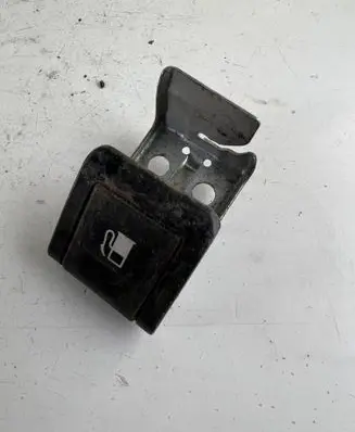 Toyota Land Cruiser (HDJ90) Fuel cap release pull handle 