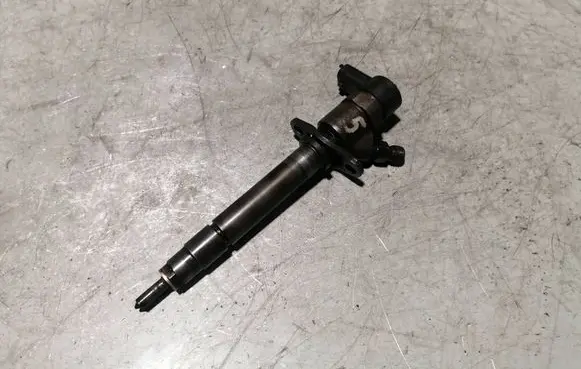 Volvo XC90 Fuel injector 0445110078