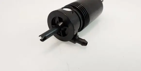 Tesla Model 3 Windscreen/windshield washer pump 111016400B