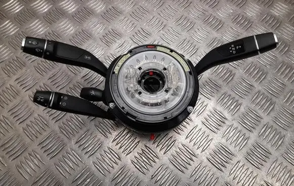 Wiper turn signal indicator stalk/switch
