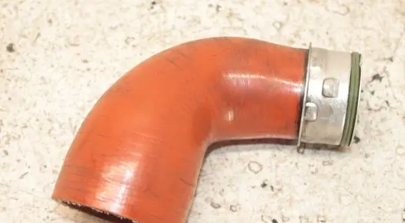 Intercooler hose/pipe