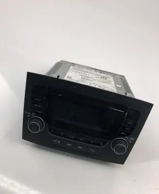 Radio/CD/DVD/GPS head unit