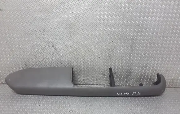 Audi A4 S4 B6 8E 8H Front door interior handle trim 8E1867173
