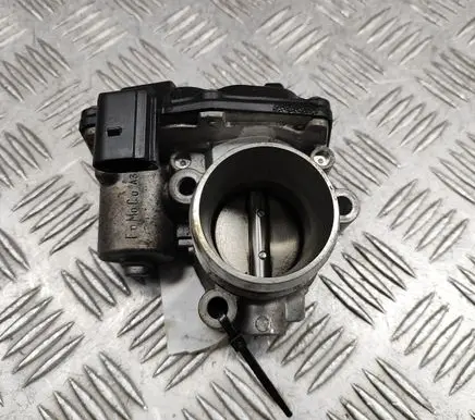 Ford Focus Throttle valve CM5G9F991FA
