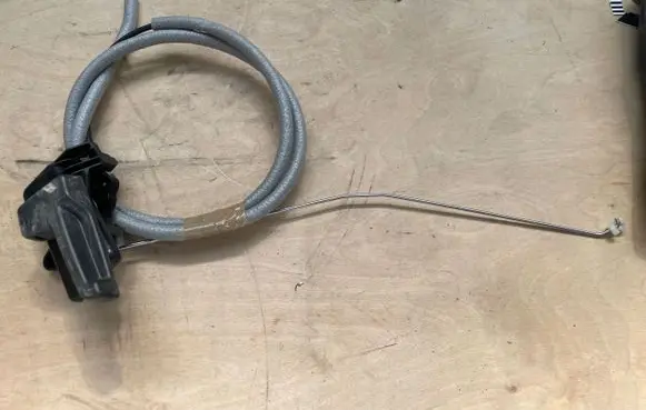 Volkswagen Crafter Engine bonnet/hood lock release cable 7C0827583