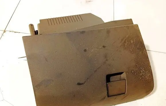 Opel Astra H Glove box 13191525