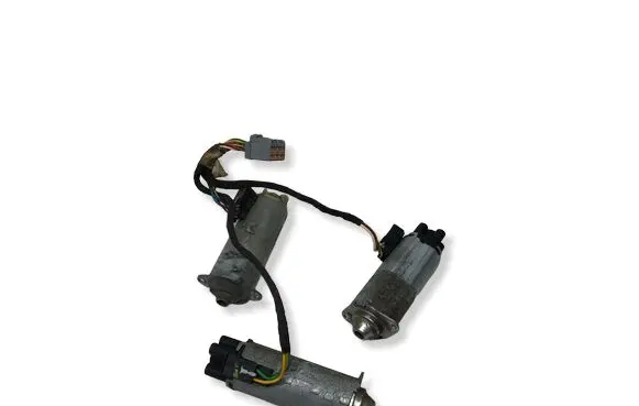 Volvo V70 Seat adjustment motor 0130002530 198392103