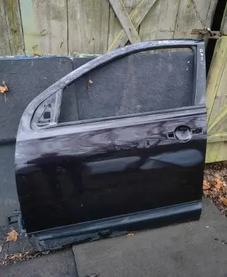Nissan Qashqai Front door
