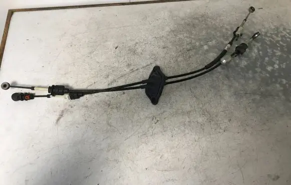 Renault Master III Gear shift cable linkage 349352849R