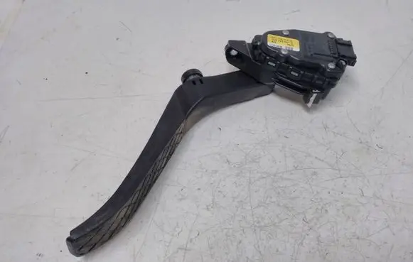Audi Q7 4L Accelerator throttle pedal 7L0723507C