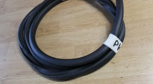 Volkswagen Golf V Front door rubber seal 1K4867911D