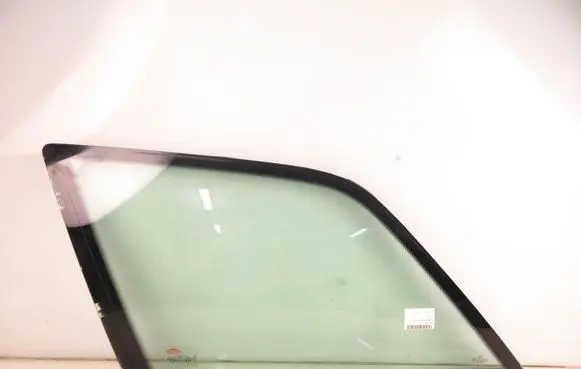 Audi 100 S4 C4 Rear side window 