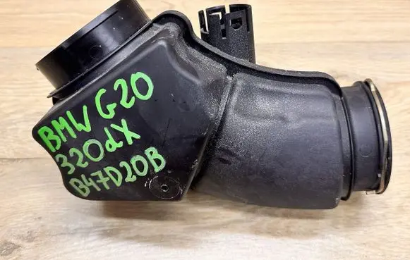 BMW 3 G20 G21 Air intake hose/pipe 8580432