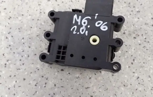 Mazda 6 Trunk lid opening control unit 6W15Y