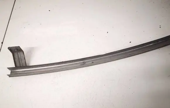 Honda CR-V Front door glass trim molding 