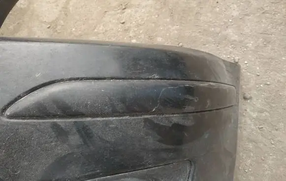 Toyota Avensis T250 Front bumper splitter molding 