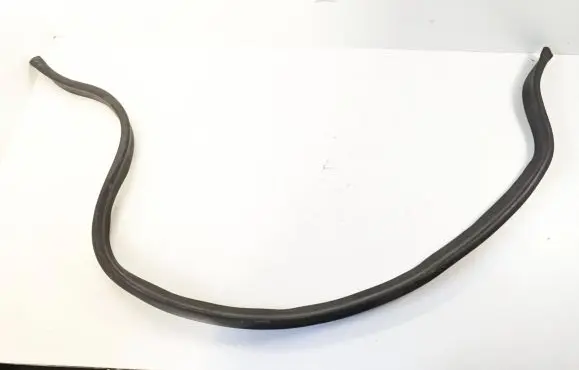 Mercedes-Benz GL X164 Engine compartment rubber A1648890298