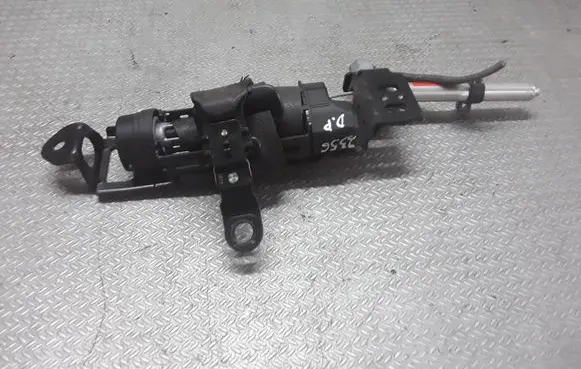 Volvo V50 Front seatbelt 6008892