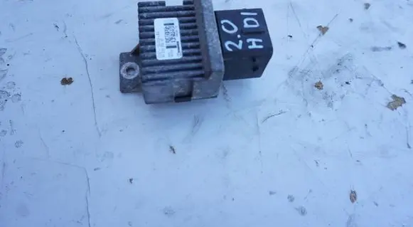 Peugeot 5008 Glow plug pre-heat relay 9663824880
