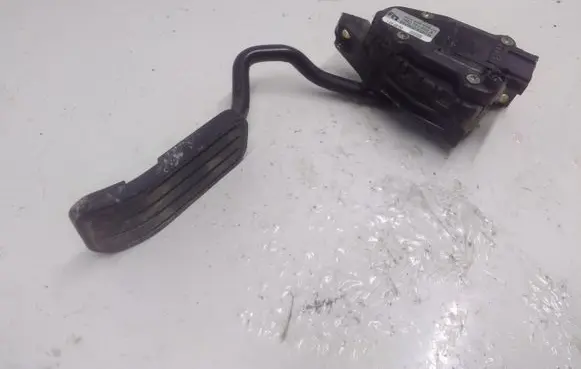 Volkswagen Sharan Accelerator throttle pedal 7M2721603A