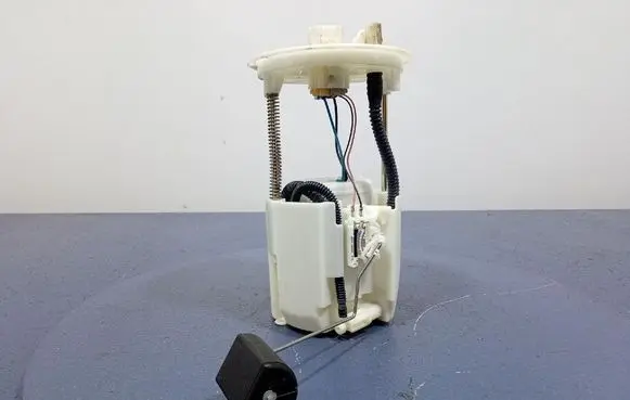 Mazda CX-5 In-tank fuel pump PE01-1335X