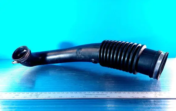 Ford Focus Air intake hose/pipe IMP71472