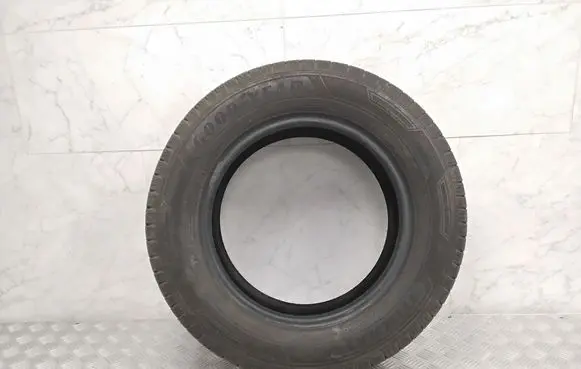 Volkswagen Transporter - Caravelle T5 R16 summer tire 