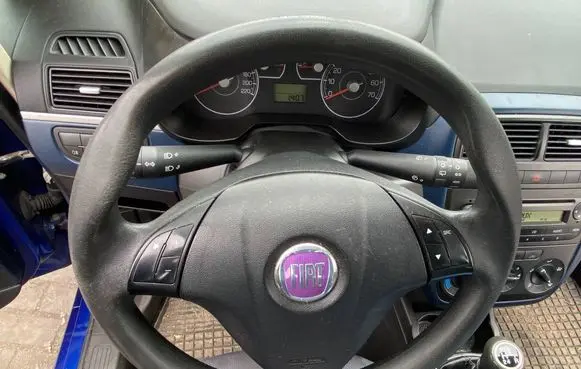 Fiat Grande Punto Steering wheel
