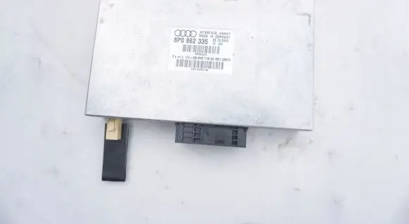 Audi A4 S4 B6 8E 8H Bluetooth control unit module 8P0862335