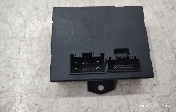 Land Rover Range Rover L405 Tailgate/trunk control unit/module 928669