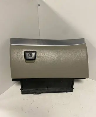 Volvo XC90 Glove box 3409421
